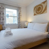 Отель 1 Bedroom Apartment in Notting Hill Accommodates 2, фото 6