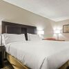 Отель Holiday Inn Express Pittsburgh-Cranberry, фото 10