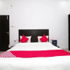 Отель OYO 16080 The Royal Orchid, фото 7