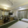 Отель Deccan 8 by OYO Rooms, фото 9