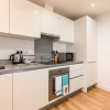 Отель Skyvillion - Tower Point Enfield 2bed Wbalcony, фото 6