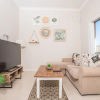 Отель PEACEFUL 2Kingbed RootyHill Townhouse near Station, фото 10