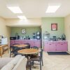 Отель Econo Lodge Belton - Kansas City South, фото 20