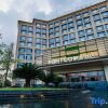 Отель Guanghan Fengdu Hotel в Deyang