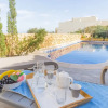 Отель Ta'Siku Gozitan villa + Pool & hot tub, фото 15