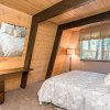 Отель Spacious Wooded Tahoe Cabin by RedAwning, фото 4