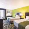 Отель La Quinta Inn & Suites by Wyndham New Braunfels, фото 4