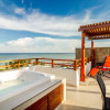 Отель Beachfront Penthouse! Private Jacuzzi! Live the Dream!, фото 23