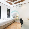 Отель Zenlux Durack Picturesque Tranquil - Pool - BBQ - Golf Course, фото 8