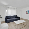 Отель Tranquil Beachside Studio Near Marinas & Dining, фото 7