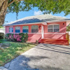 Отель Fort Myers Beach Access Home, фото 22