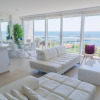 Отель MARINA Beachfront 2 BDR- Amazing Oceanview, фото 7