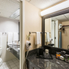 Отель Comfort Suites East Lincoln - Mall Area, фото 11