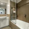 Отель Gladstone Downtown Central Apartment Hotel, фото 17
