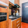Отель Comfort And Modern Look Studio Apartment At Ambassade Kuningan, фото 5