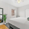 Отель 1BR Apt with King Bed in Rogers Park, фото 6