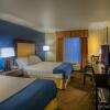 Отель Country Inn & Suites by Radisson, South Haven, MI, фото 2