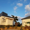 Отель Wind Jeju Cafe & Pension, фото 1