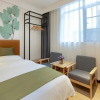 Отель GreenTree Inn Kunming Nanping Walking Street, фото 4