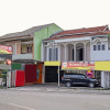 Отель OYO 90289 Lestari Syariah Homestay, фото 25