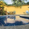 Отель Casa Suenos: Iconic 4BR Home with Private Pool, фото 1