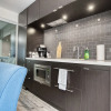 Отель Yorkville Modern 1 Bedroom Suite Toronto, фото 21