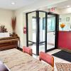 Отель Budget Inn, фото 7