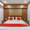 Отель OYO 75323 Hotel Shree Nivas, фото 7
