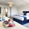 Отель Bay View - 1 Bed Suite - Ocean Breeze, фото 11