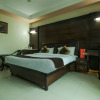 Отель OYO 1835 Sun Hotel Agra, фото 12
