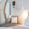 Отель Platis Gialos Studio Close to the Beach, фото 6