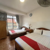 Отель OYO 1233 Yen Quyen Hotel, фото 7