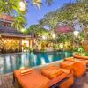 Отель Fourteen Roses Boutique Hotel Legian в Бали