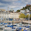 Отель Lawsons Place - Family-friendly Apartment With Parking on Babbacombe Downs, фото 1