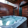 Отель Day Dreamer - Four Bedroom Cabin, фото 10