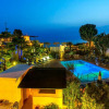 Отель Room in B&B - Standard Double or Twin Room in Ischia per 2 People, фото 15