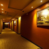 Отель Grand Medallion Hotel, фото 12