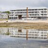 Отель Surfside Hotel and Suites в Провинстауне