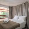 Отель Casa Villa Noronha Suites в Фернанду-ди-Нороньей