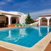 Отель Luxury Carvoeiro Villa Villa Brisa 4 Bedrooms Sea Views Perfect for Families, фото 7
