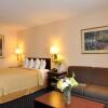 Отель Quality Inn & Suites, фото 2