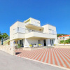 Отель Apartments Gusti, фото 1