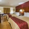 Отель Red Roof Inn & Suites Fayetteville - Fort Bragg, фото 14