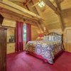 Отель Bear Tracks - Two Bedroom Cabin, фото 38