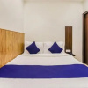 Отель SilverKey Executive Stays 19389 Divine Inn Rajouri Garden, фото 11