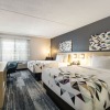 Отель La Quinta Inn & Suites by Wyndham White Plains - Elmsford, фото 24