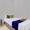 Отель SPOT ON 92188 Ndalem Eyang Guesthouse Syariah, фото 3