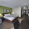 Отель Sleep Inn & Suites, фото 5