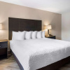 Отель Clarion Inn & Suites Kissimmee-Lake Buena Vista South, фото 33