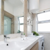 Отель Trendy Flats - Instaworthy River View by Host Wise, фото 9